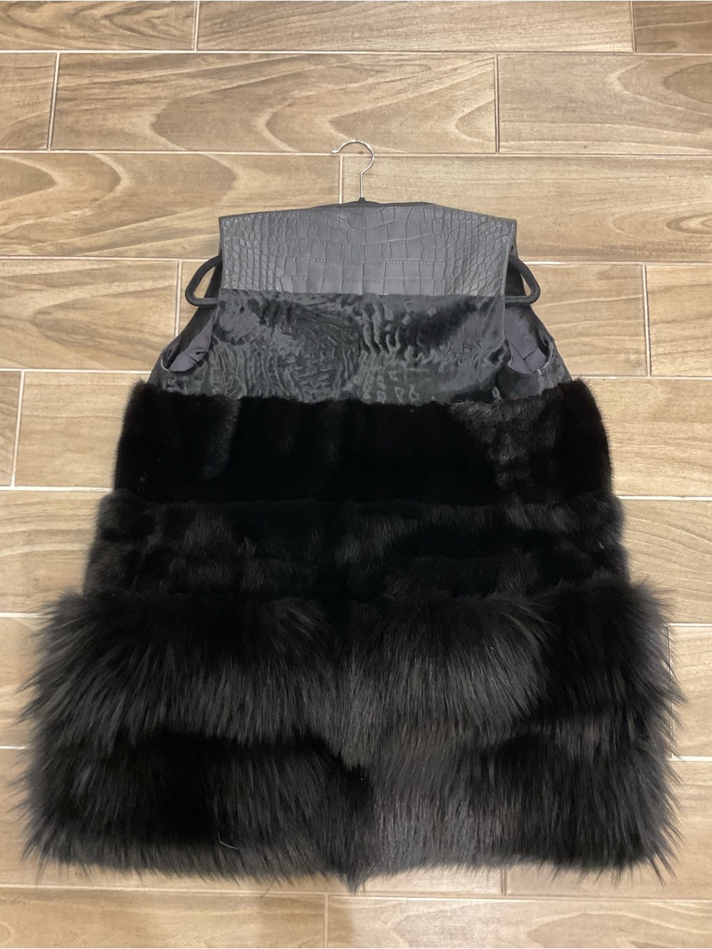 Dennis Basso Vest - Picture 6 of 9